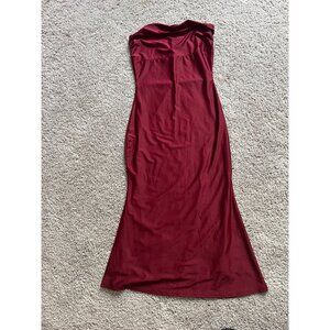 Windsor Strapless Burgundy Midi Dress Women’s Large
